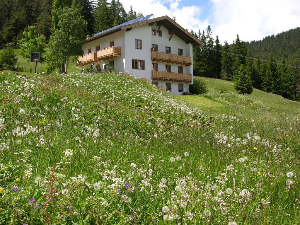 Tiefhof Apartment Наудерс Екстериор снимка